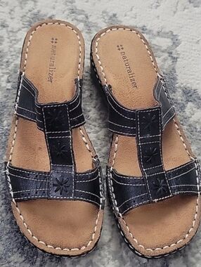 Naturalizer Leather Sandals